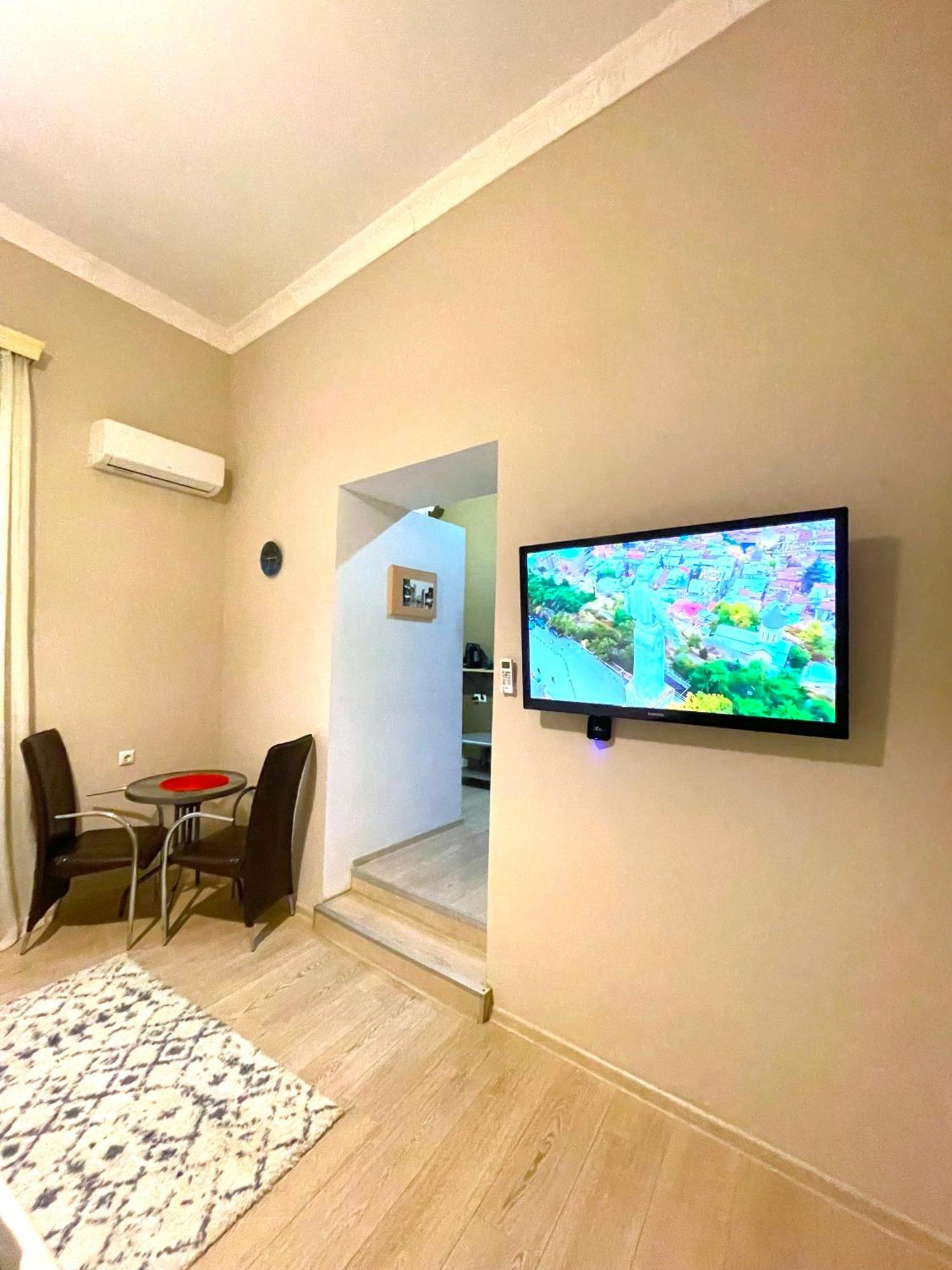 Art Hotel Tabidze Tbilisi Buitenkant foto