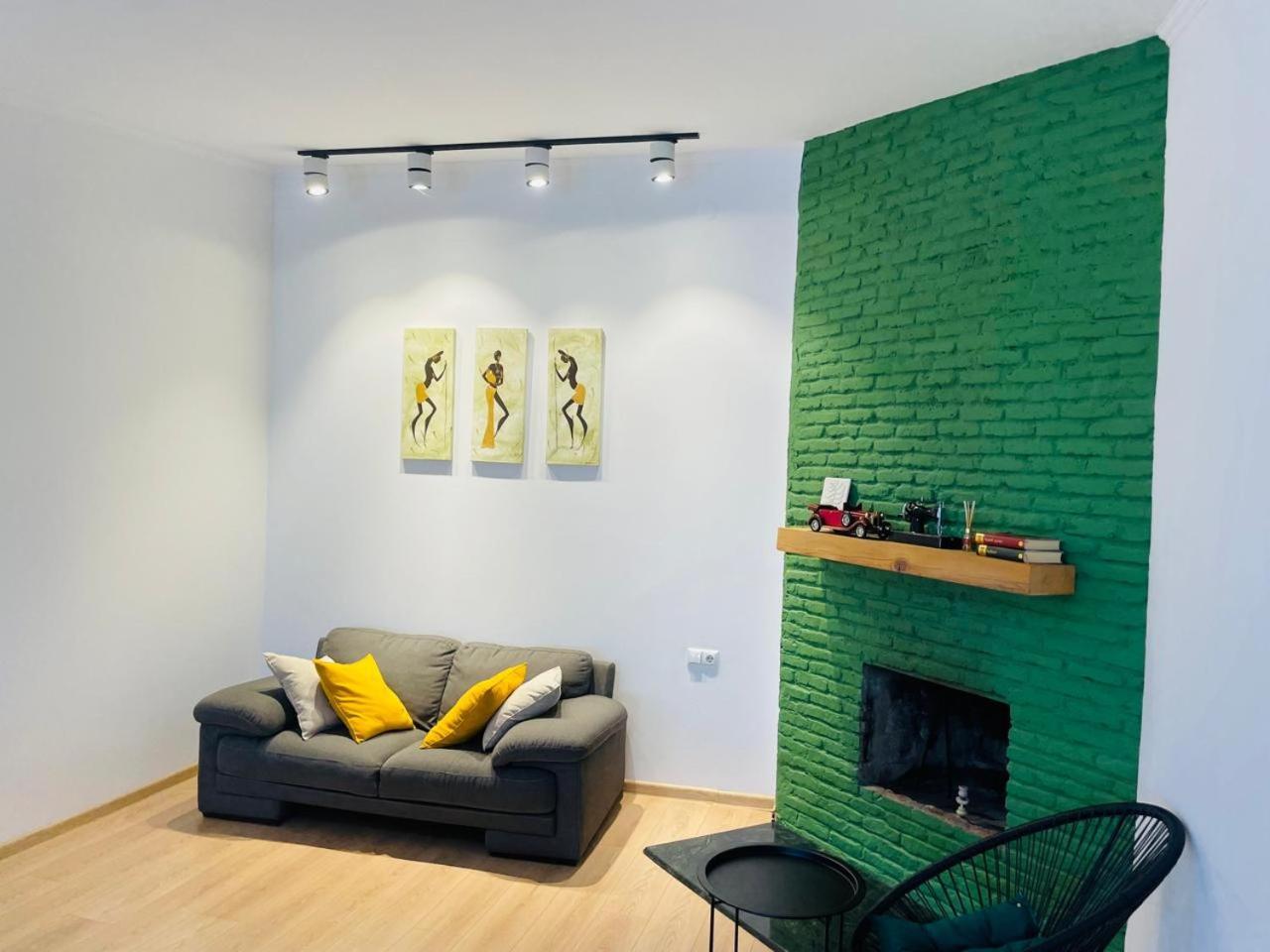 Art Hotel Tabidze Tbilisi Buitenkant foto